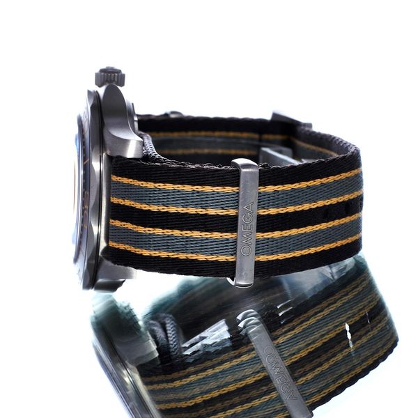 Omega Seamaster Diver 300m - James Bond Edition 210.92.42.20.01.001